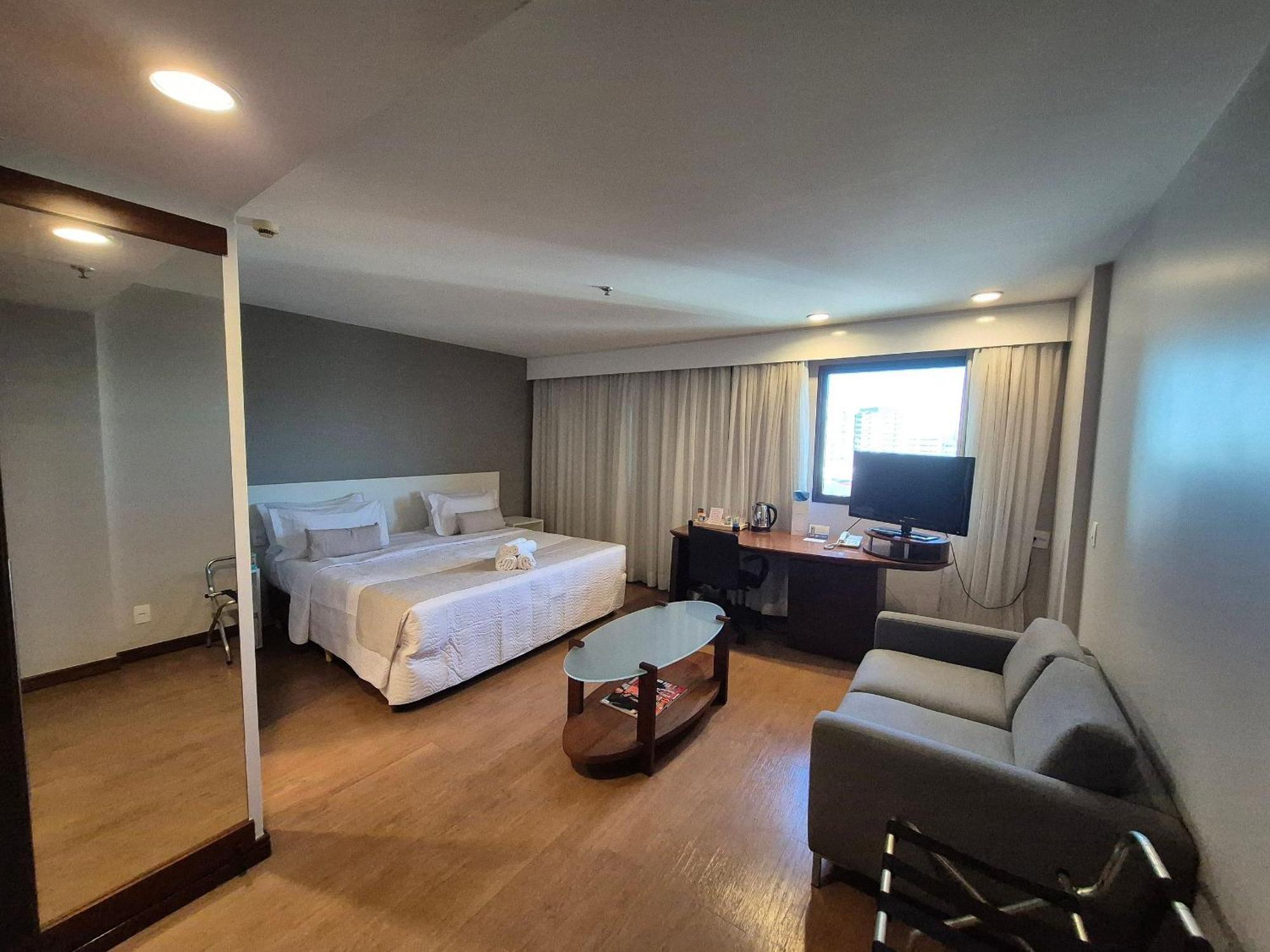 Hotel Flat Ibirapuera Moema Apto 1006a 4*