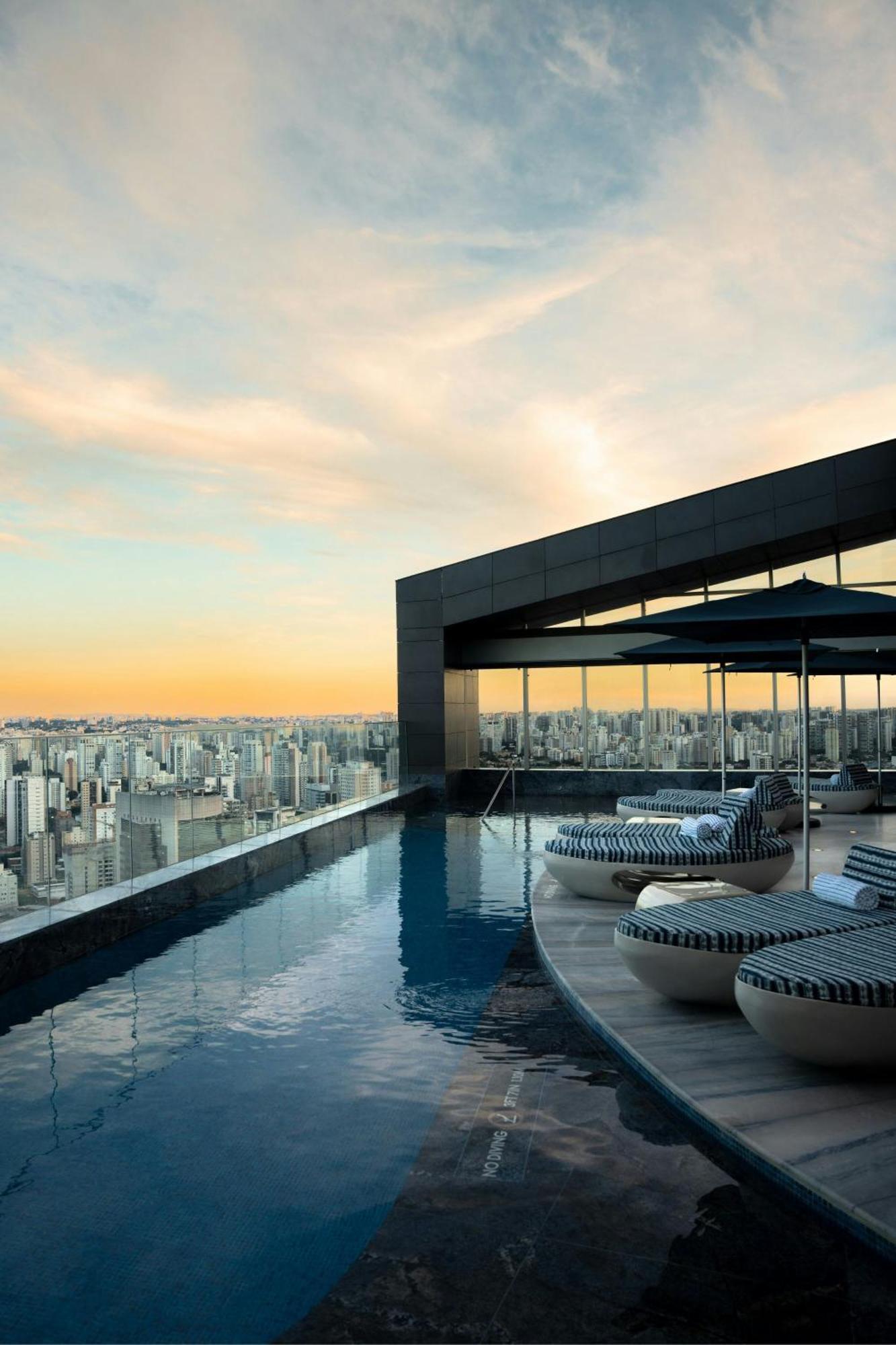 W 5* Sao Paulo