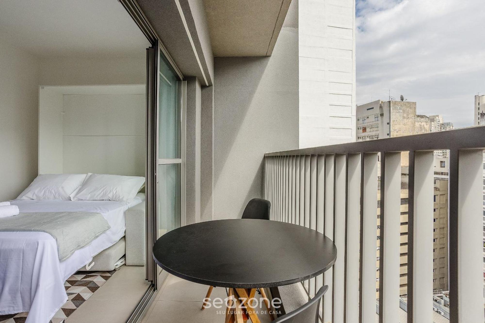 Apartamento C/ Varanda E Vista Em Consolação - Vno1417 *