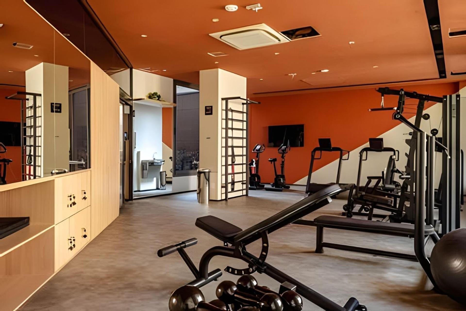 Apartment 107 Lux Allianz Park