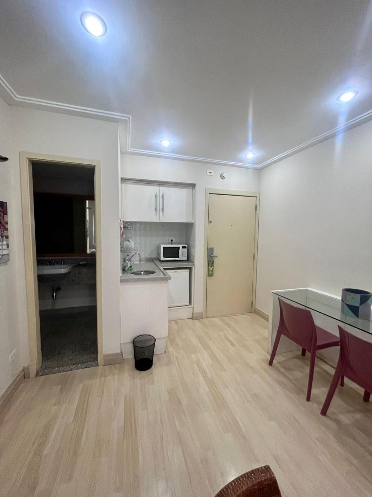 Flat Com Varanda Em No Bairro Jardins Aparthotel São Paulo