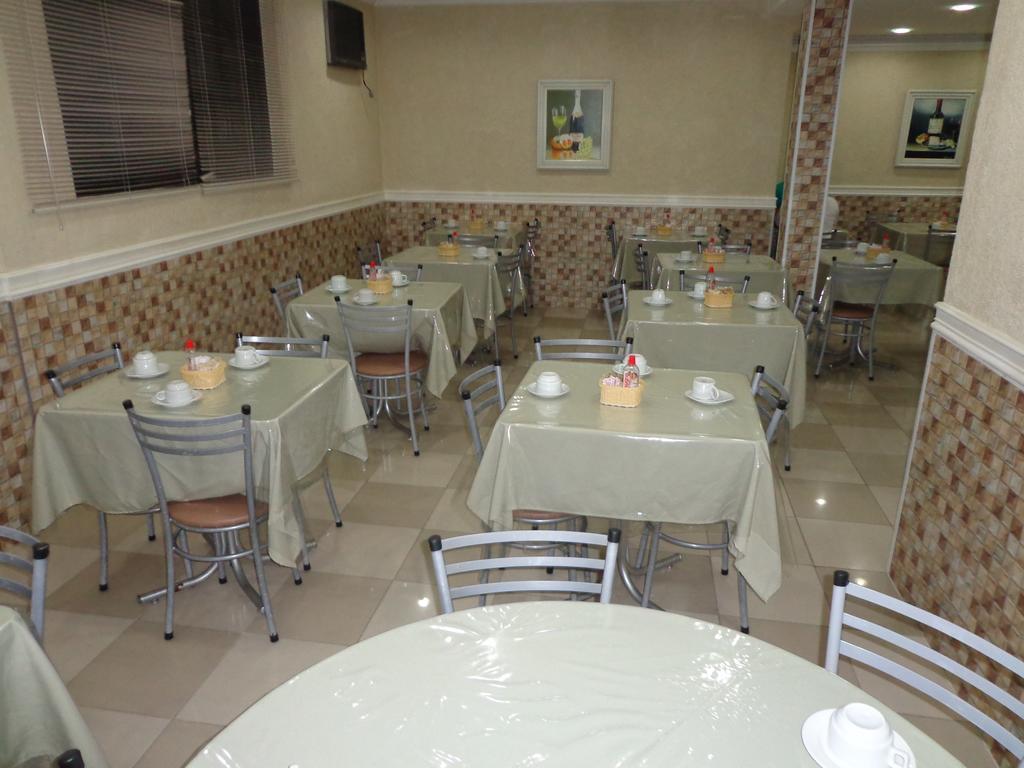 Ourinhos - Centro De - Proximo 25 De Marco E Bras Hotel São Paulo