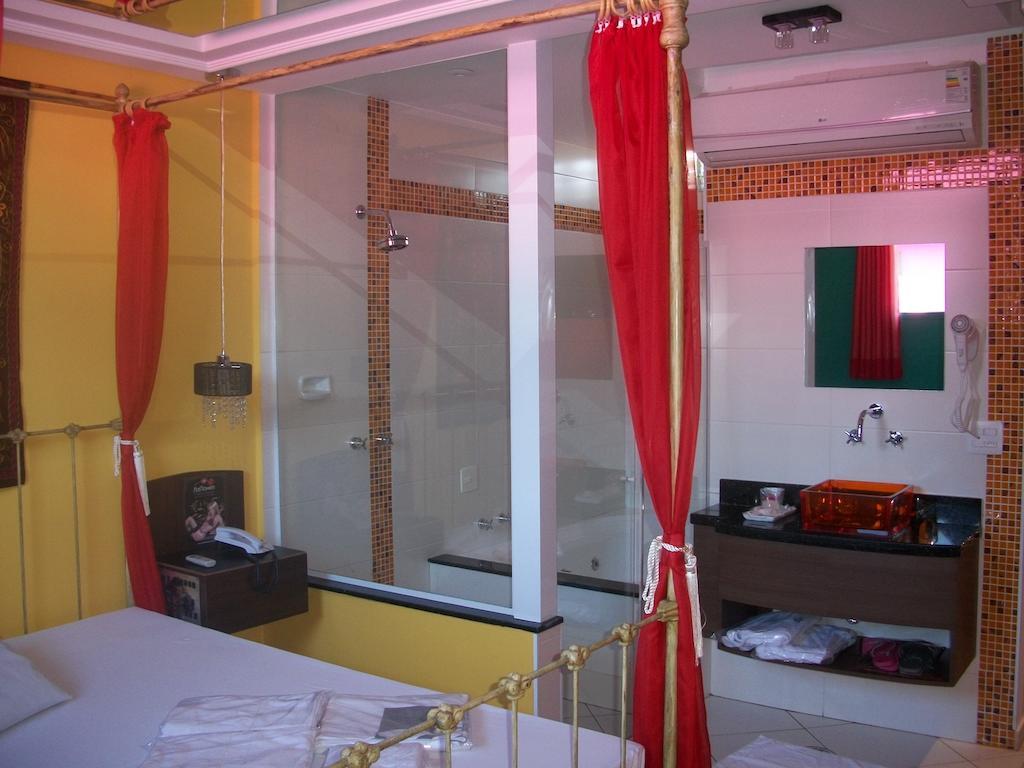 Hotel do amor Mambo - Adults Only *