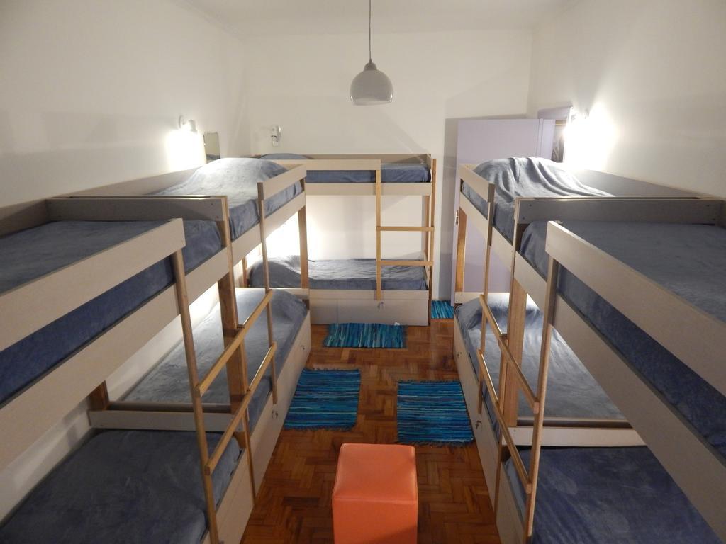 Albergue O'Rileys Perdizes Hostel
