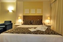 Bristol Dobly International Hotel