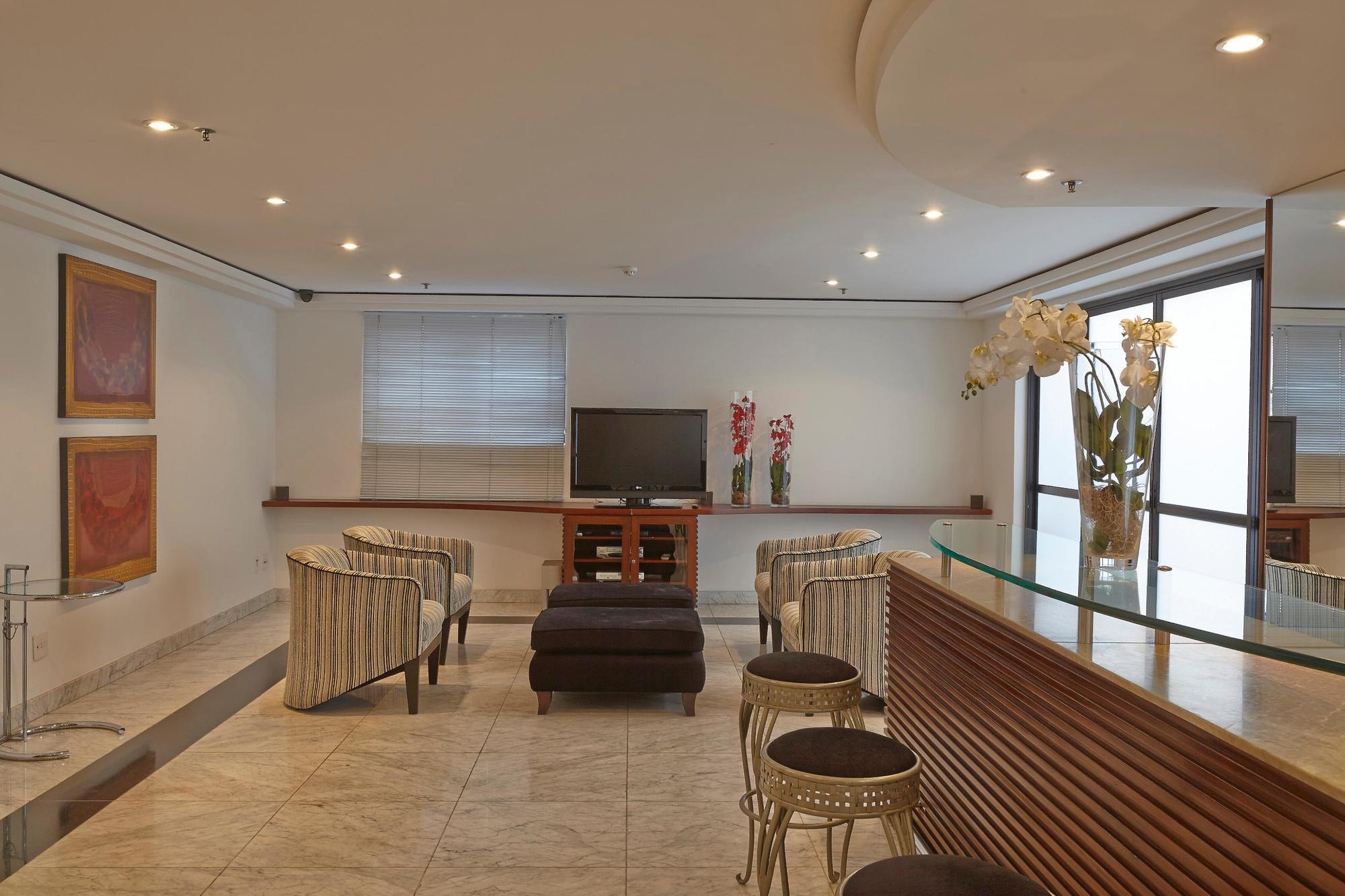 Hotel Slaviero Ibirapuera 4*