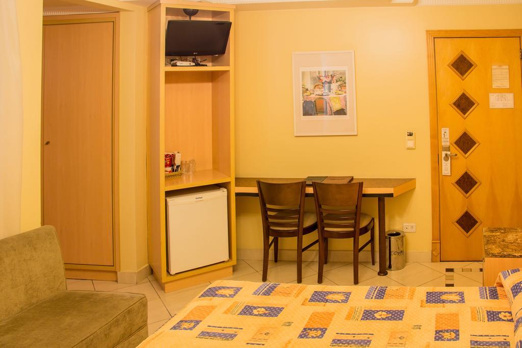 L'opera Hotel 3*