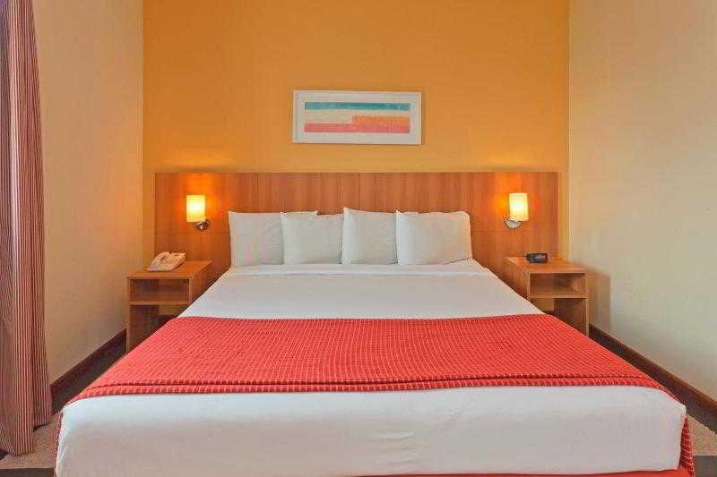 Hotel Express Avenida Sumare 3*