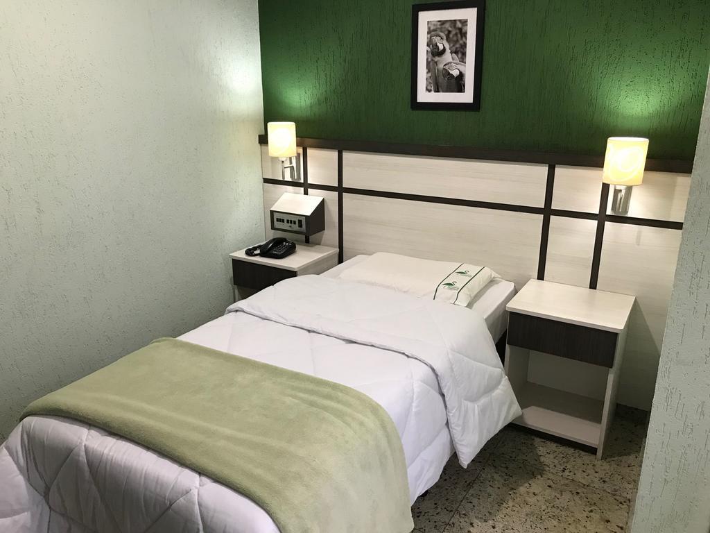 Residencial Pantanal Santa Cruz 3*
