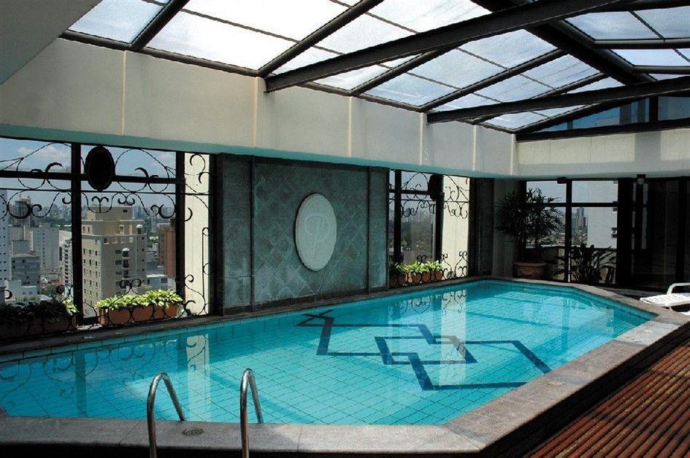 Le Premier Hotel 4*