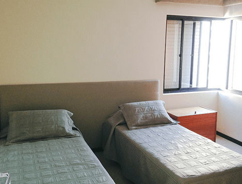 Aparthotel Alameda 3*