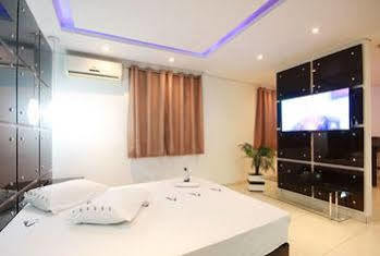 Hotel Red - Adults Only 2*