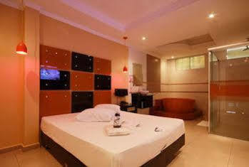 Hotel Red - Adults Only 2*