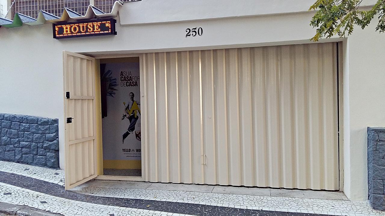 Yellow House Internacional Albergue