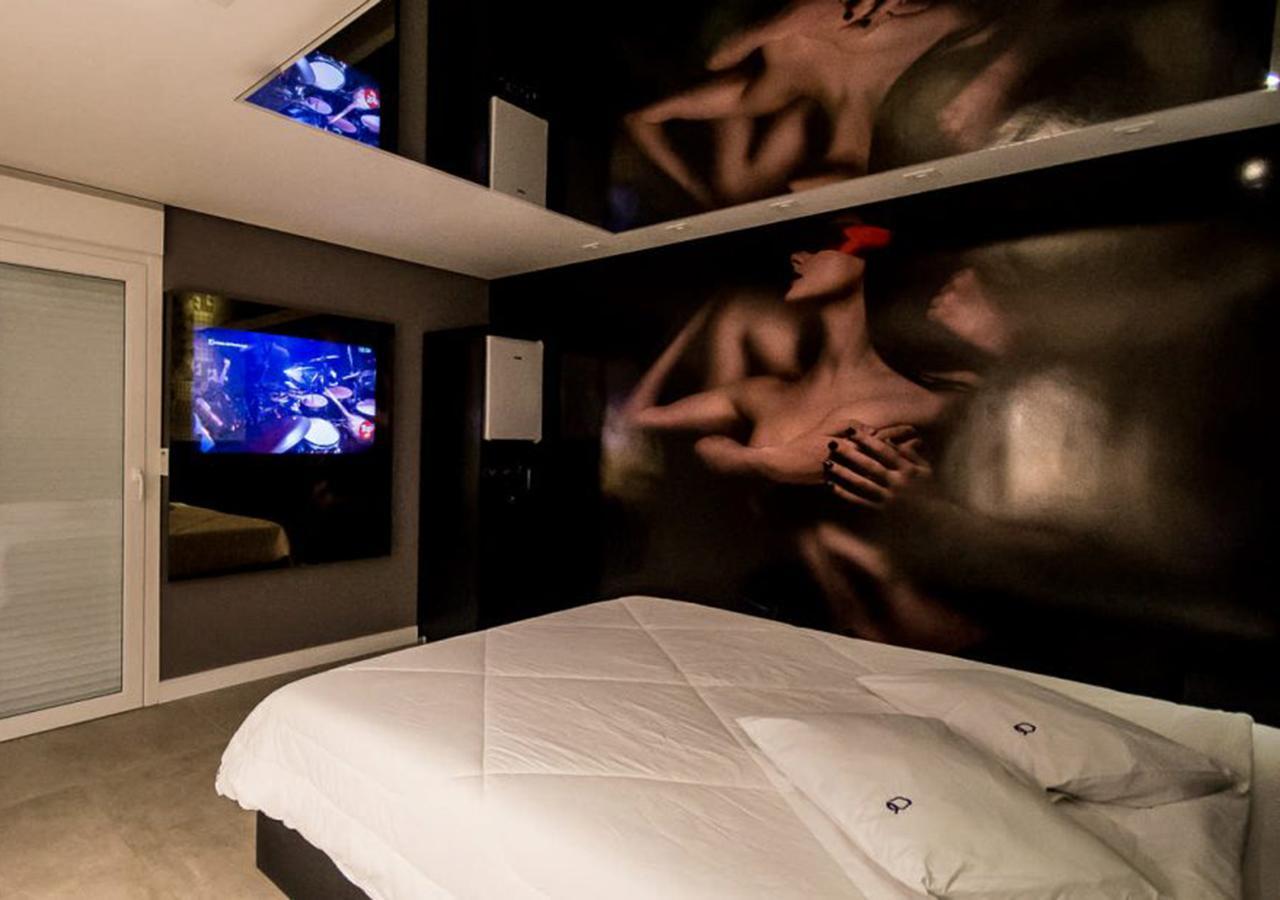 Hotel do amor Quo 3*
