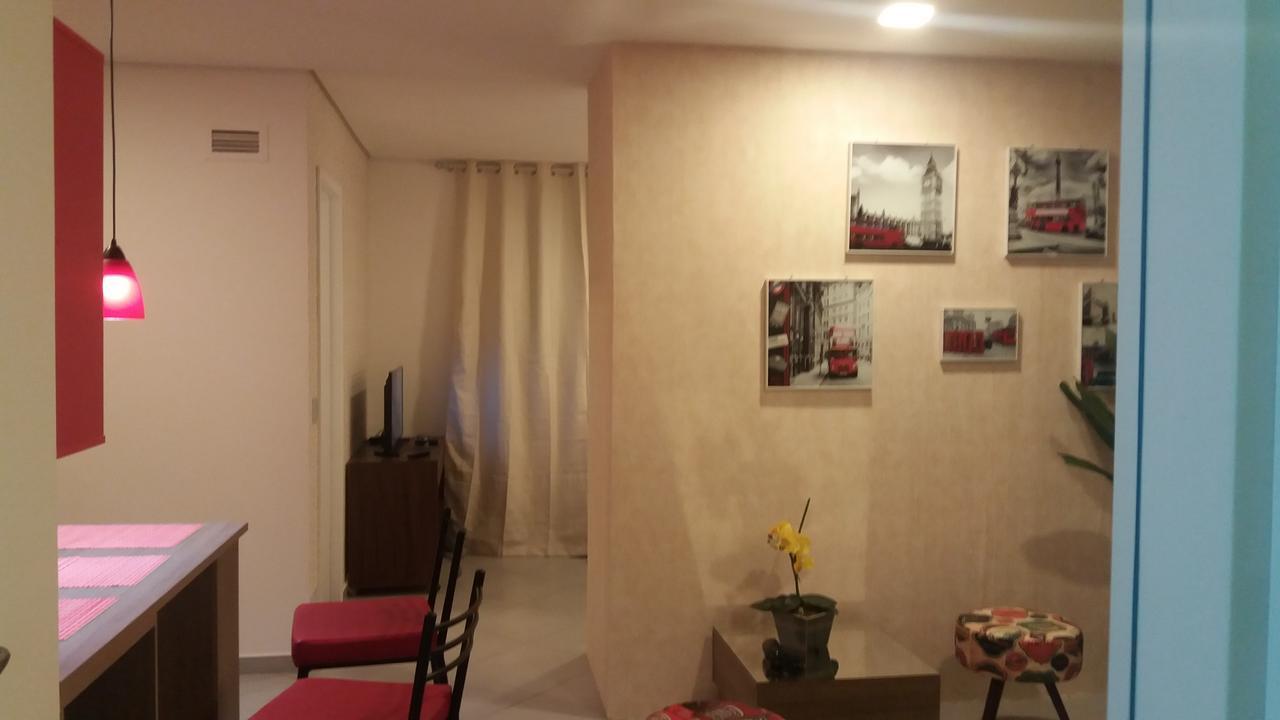 No Centro De Apartment