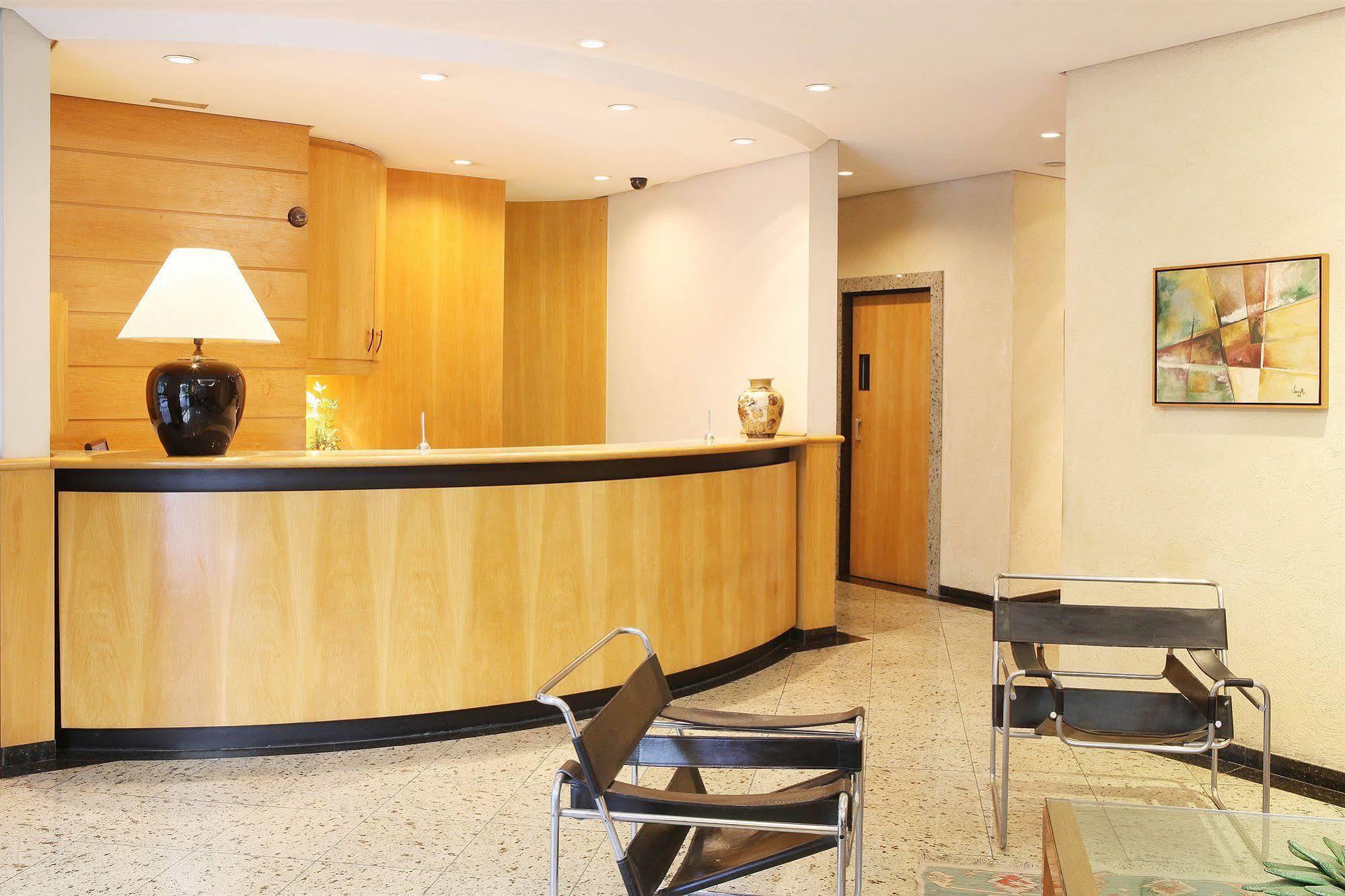 Alameda Aparthotel