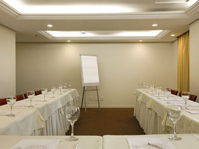 Hotel Intercity The Universe Paulista