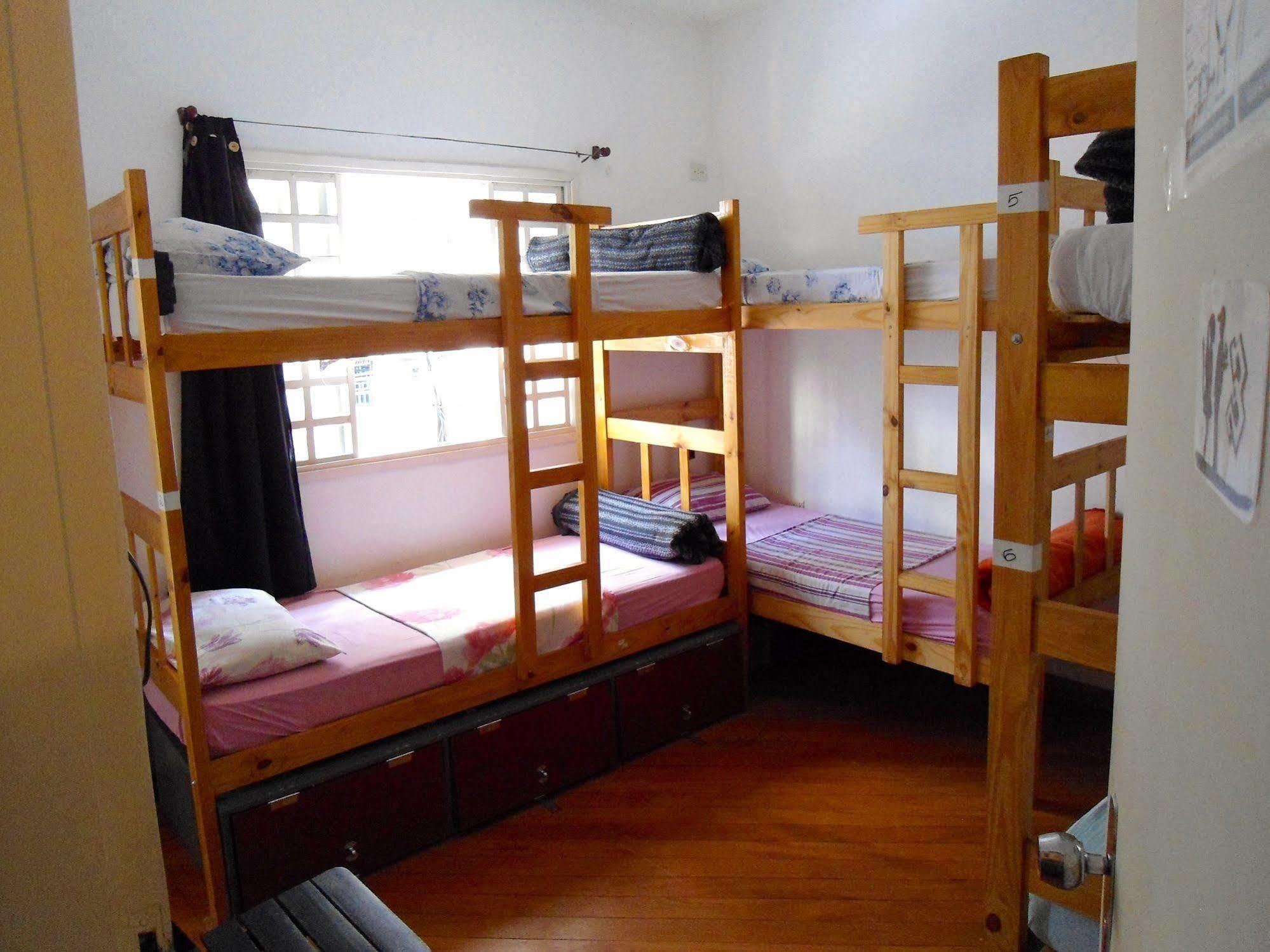 Albergue The New Beats Hostel, Coworking & Lounge *