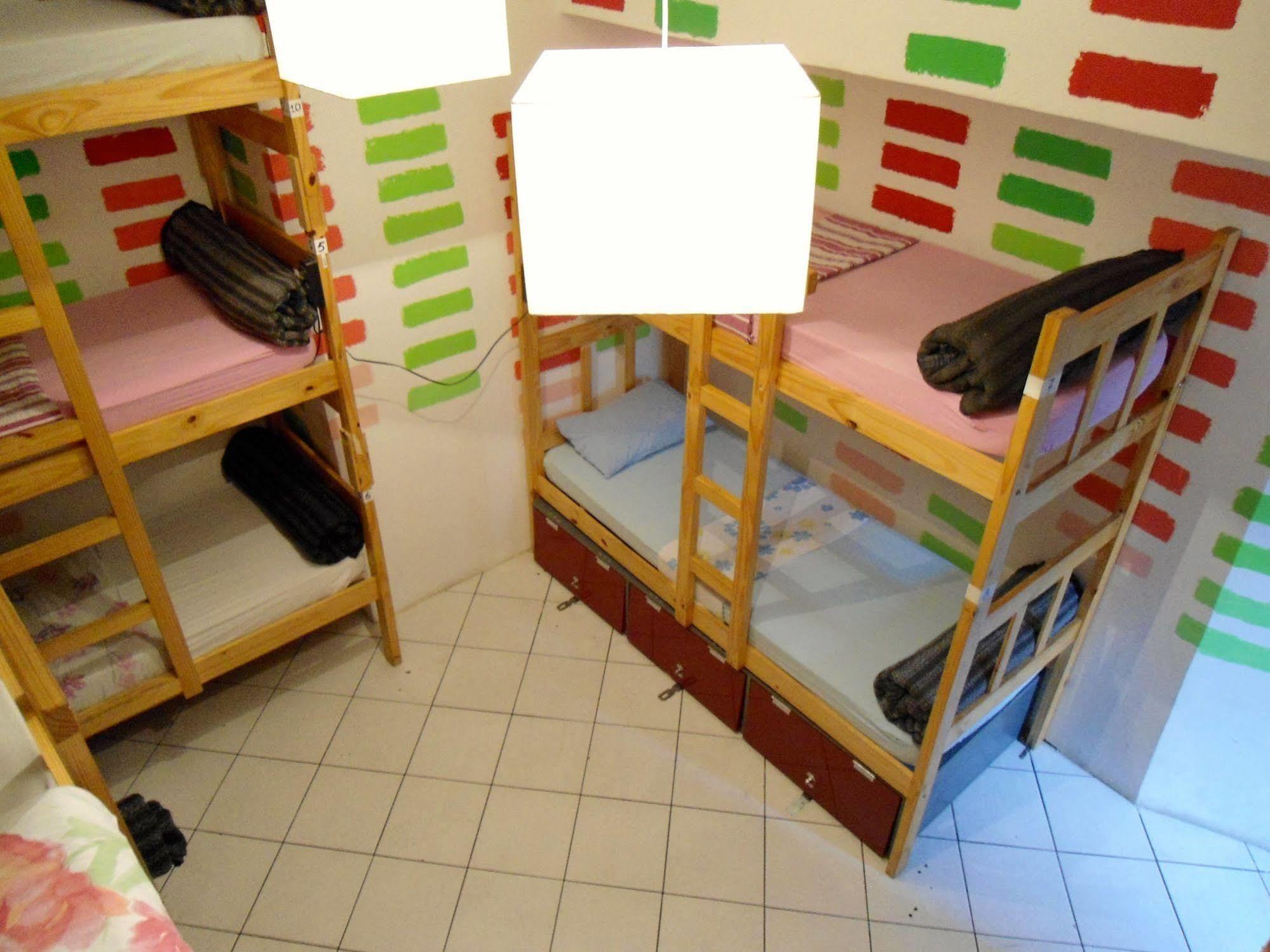 Albergue The New Beats Hostel, Coworking & Lounge