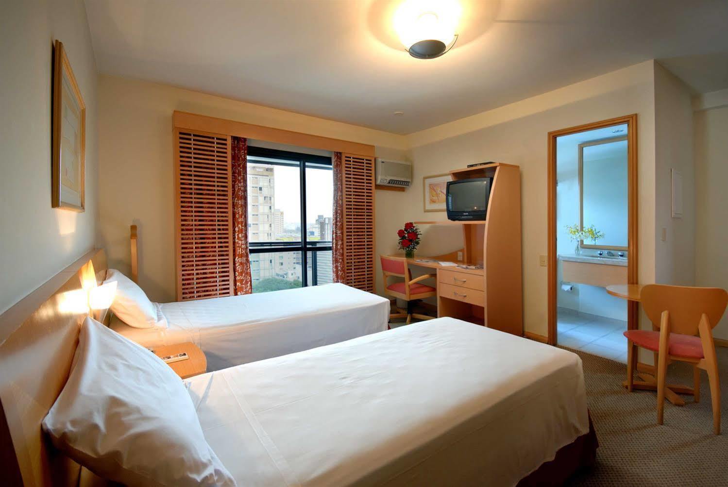 Intercity Interative Jardins Hotel
