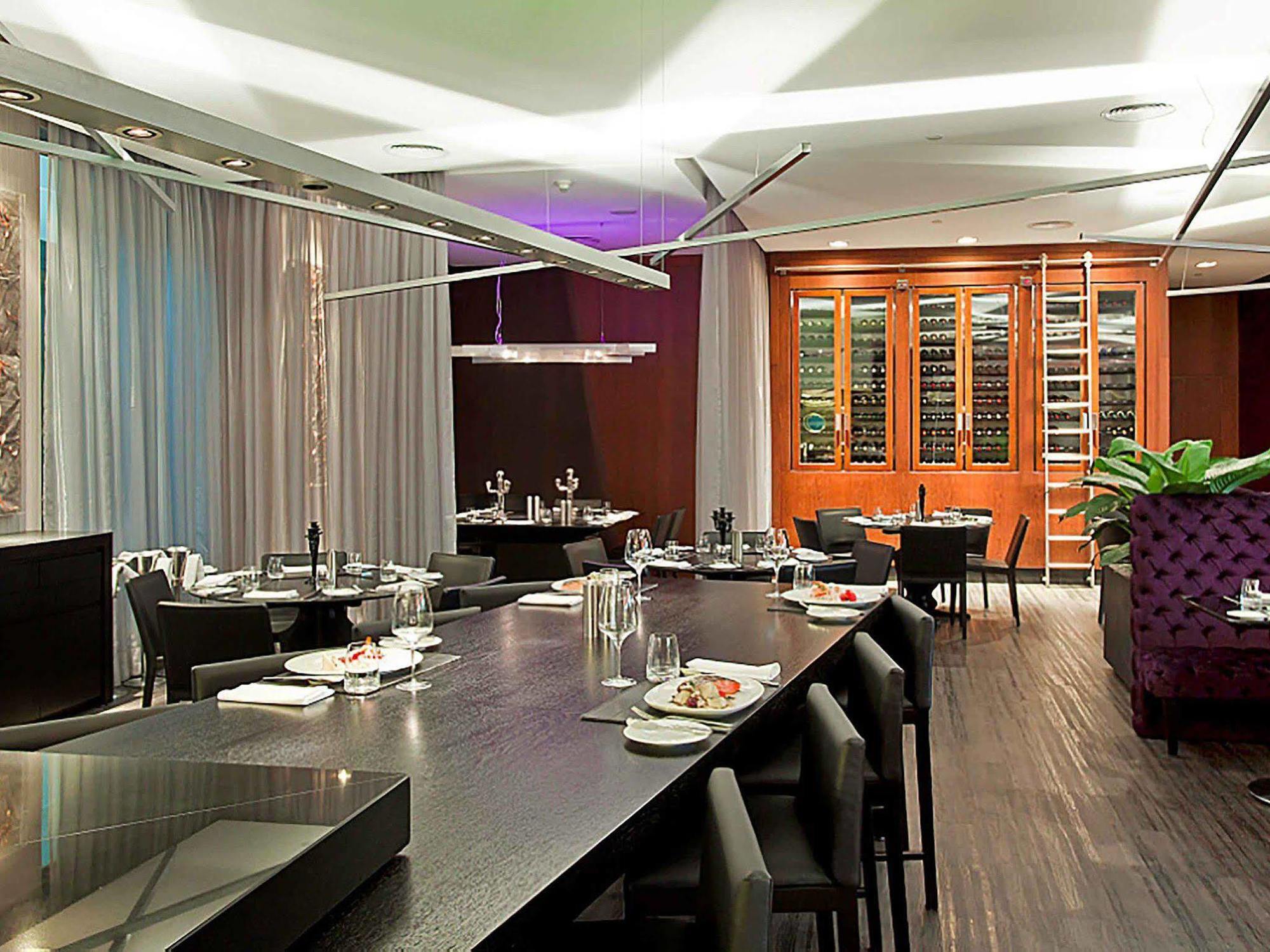 Hotel Pullman Ibirapuera 5*
