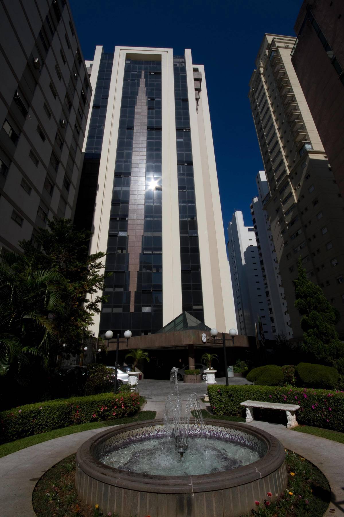 Hotel Le Premier 4*