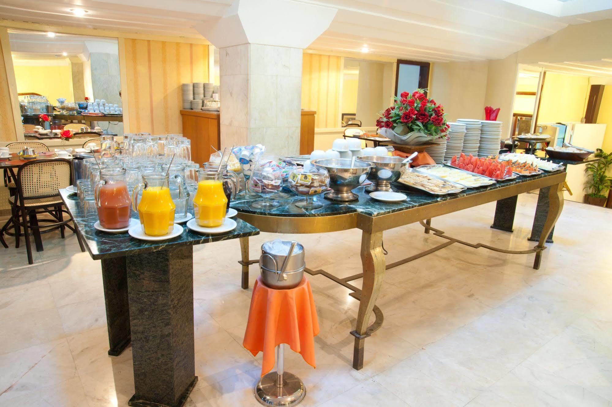 Hotel Euro By Nacional - A 600 Metros Da Rua 25 De Marco 3*