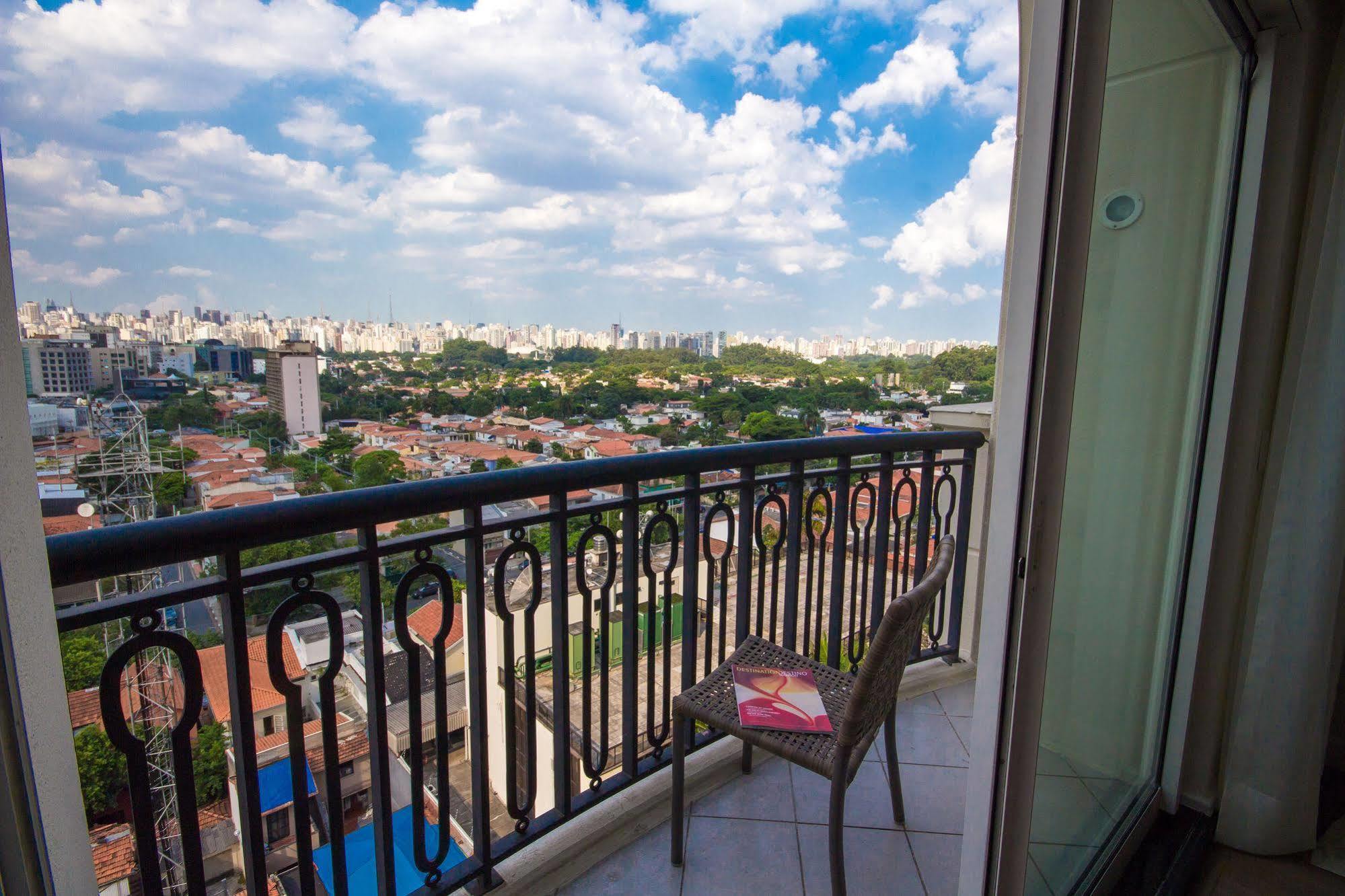 Hotel Marriott Executive 4*