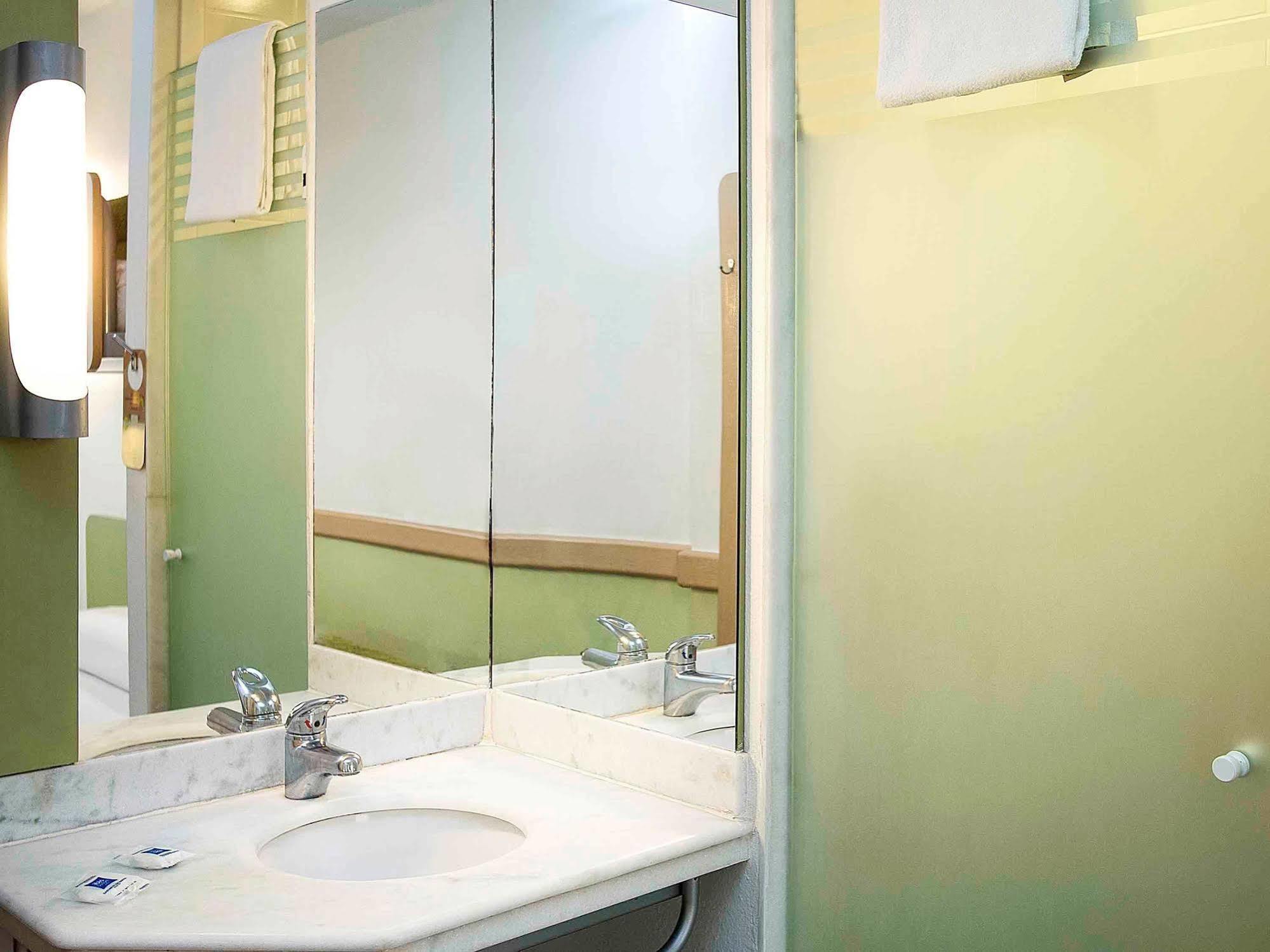 Ibis Budget Paraiso Hotel 2*