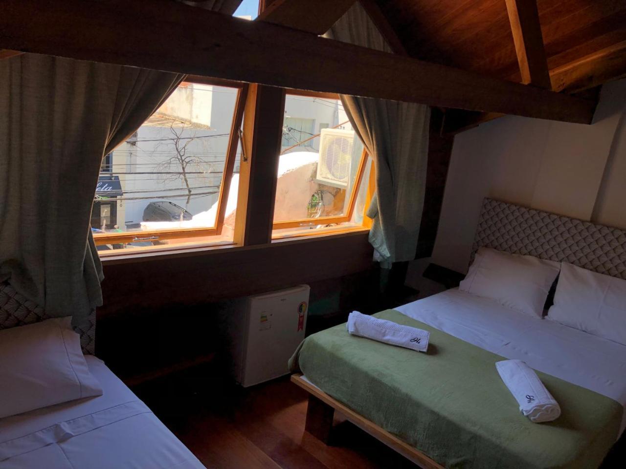 H Suites Oscar Freire Hostel