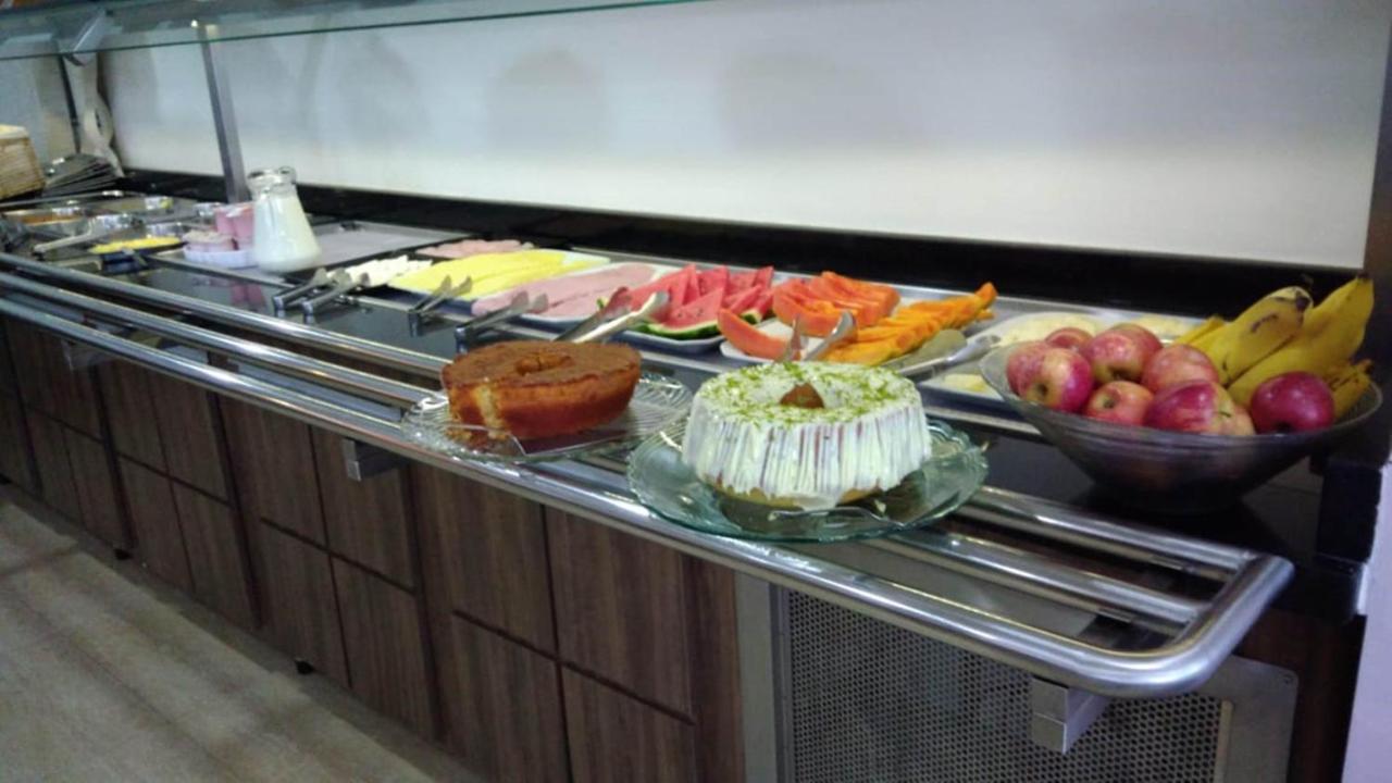 Luni Hotel