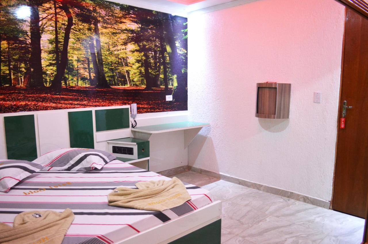 Hotel Gold 2*