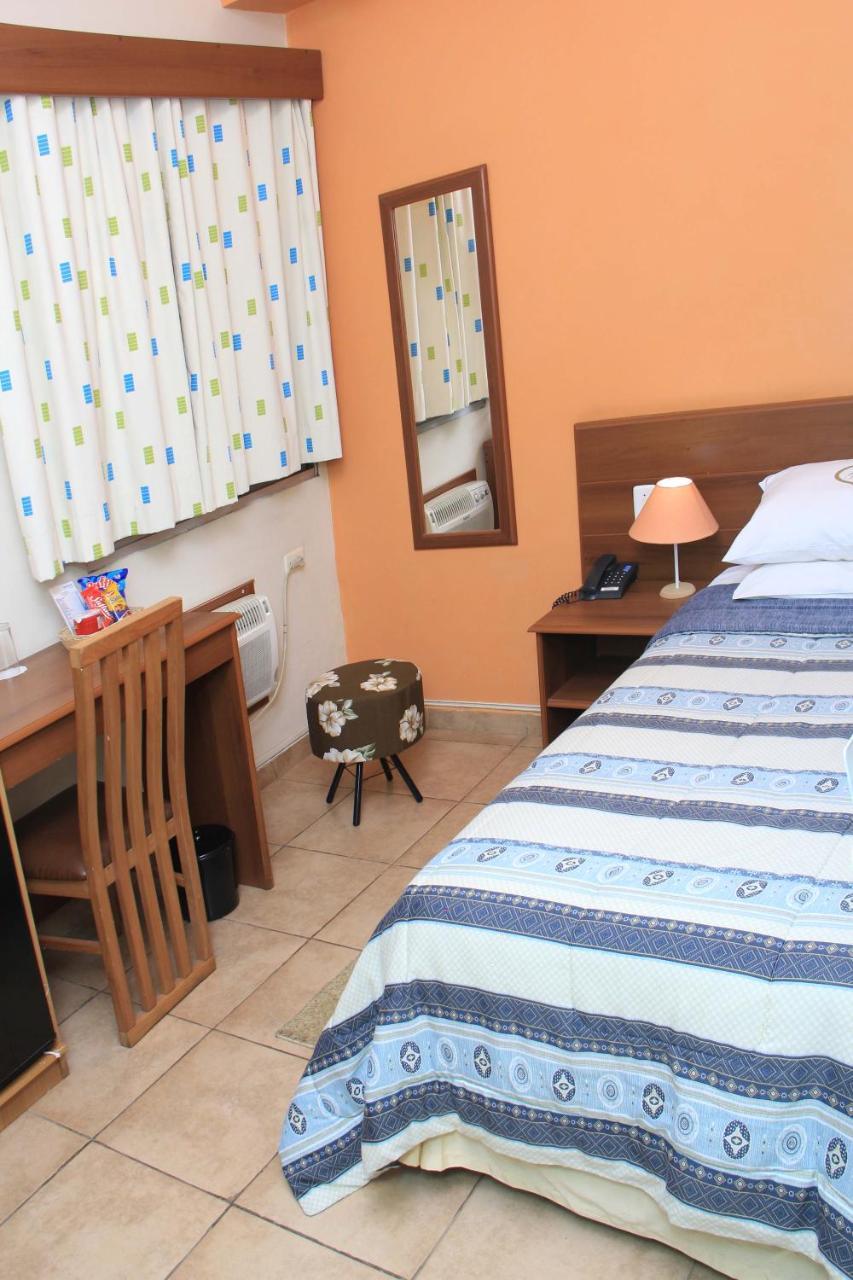 Hotel Valparaíso - Metrô Paraíso e 800m da Av Paulista Pensão 2*