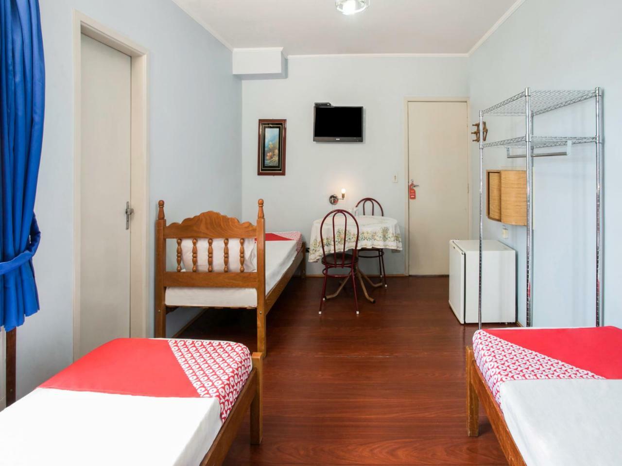 Oyo 105 Guaru Plaza 2* São Paulo