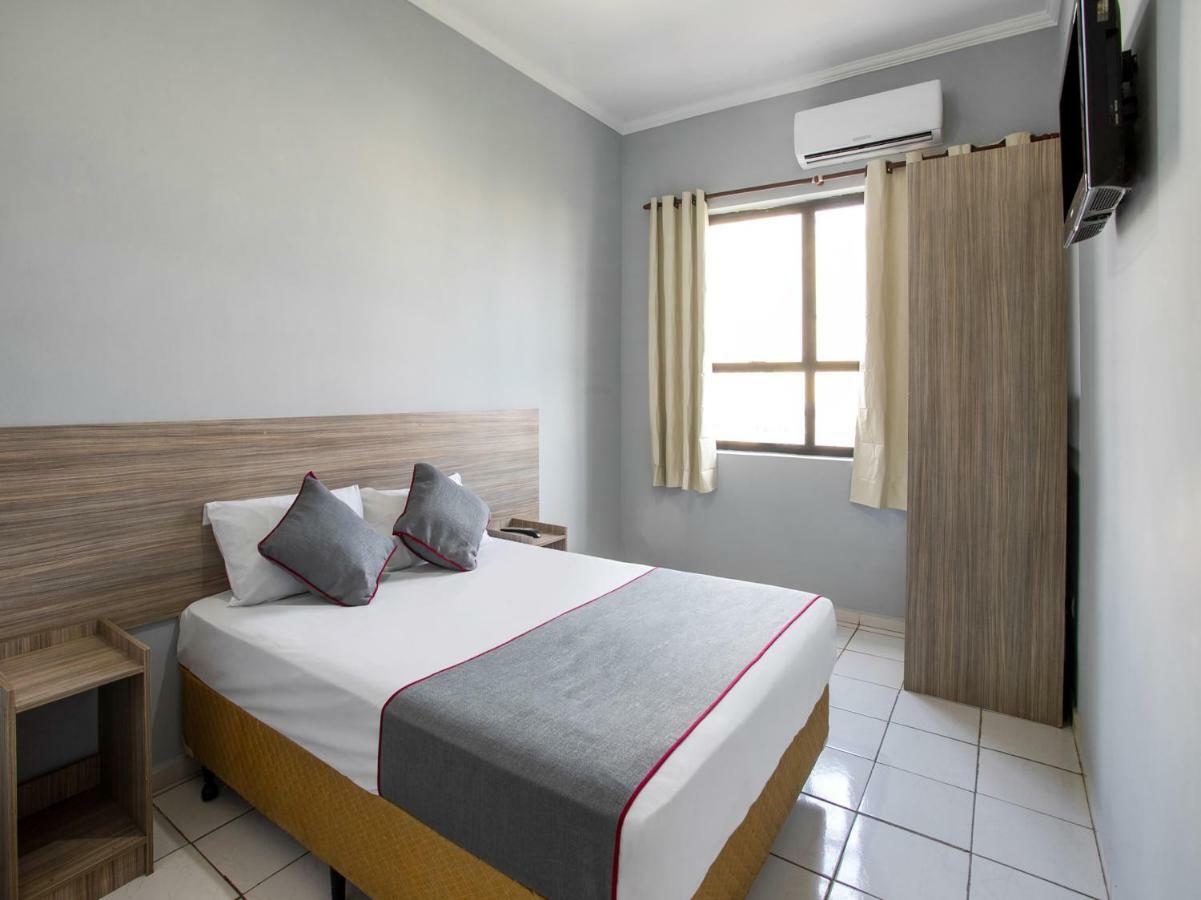 Oyo Centro Bras Hotel 2*