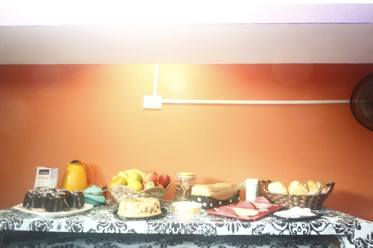 Hola Faria Lima Albergue *