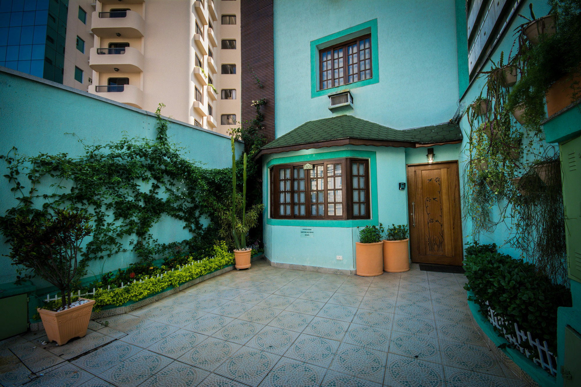 Hotel Valparaíso - Metrô Paraíso e 800m da Av Paulista 2* São Paulo
