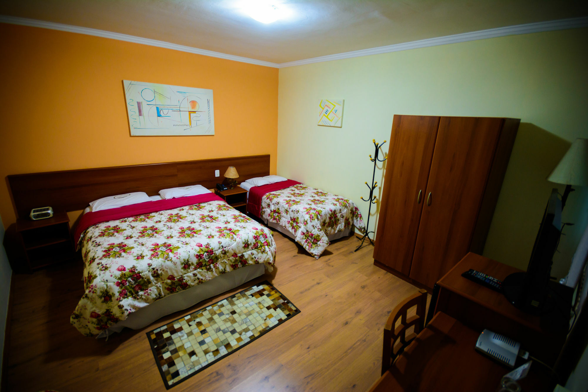 Hotel Valparaíso - Metrô Paraíso e 800m da Av Paulista