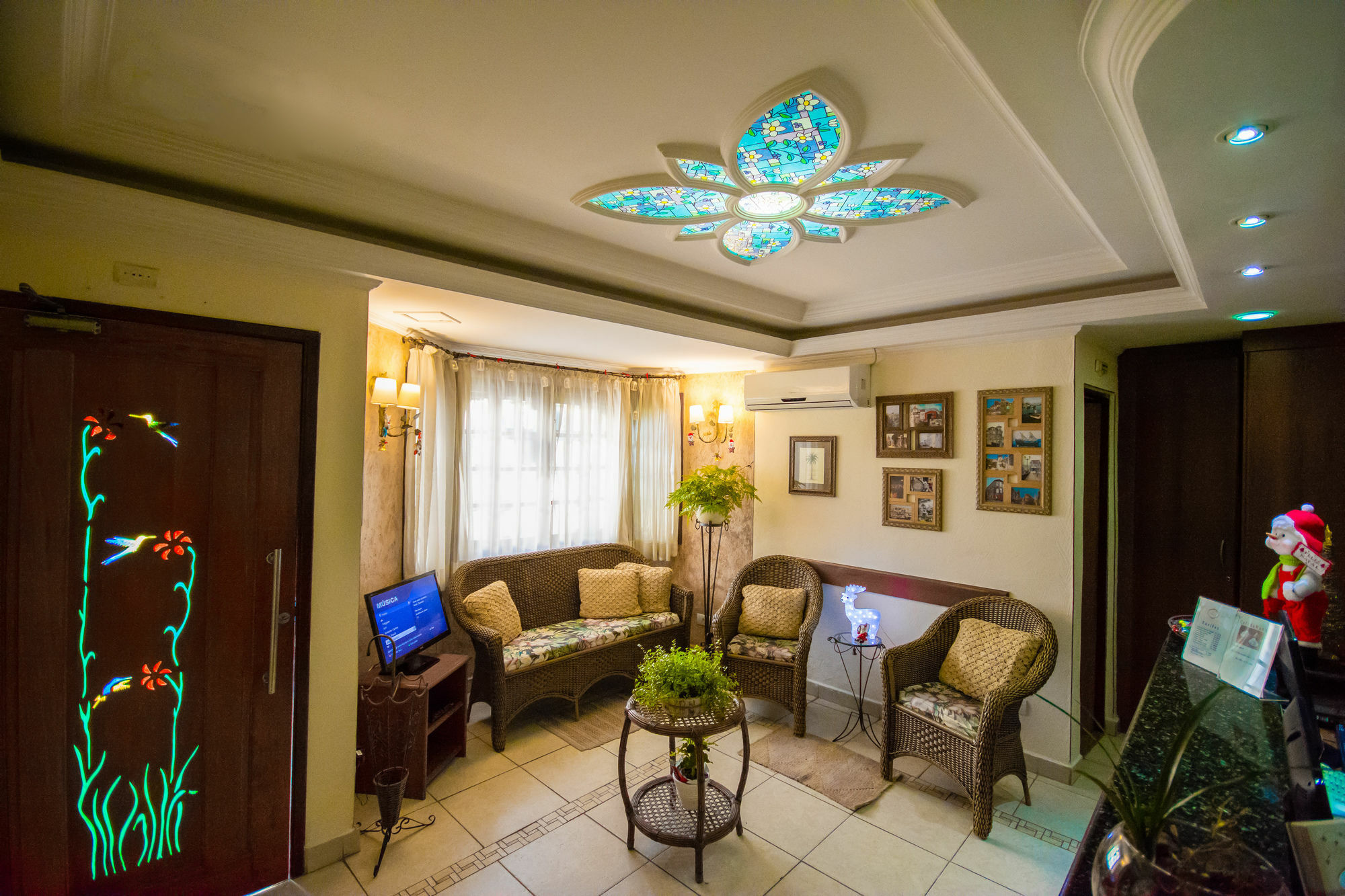 Hotel Valparaíso - Metrô Paraíso e 800m da Av Paulista 2* São Paulo