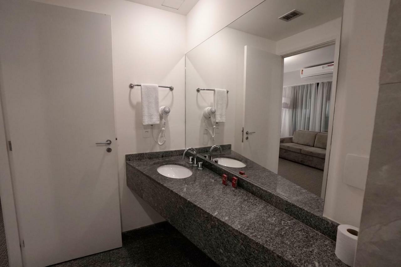 Sp Peixoto Gomide Apartamento *