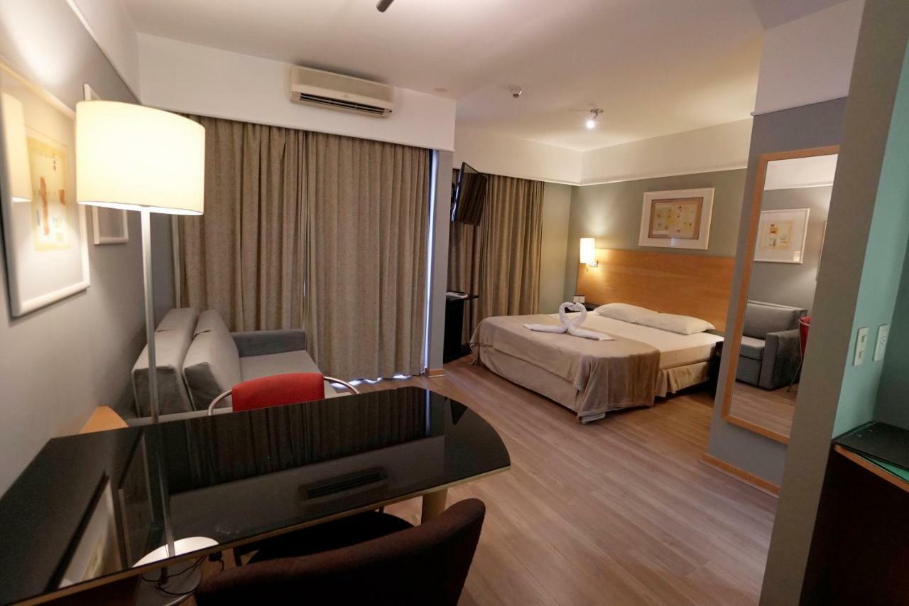 Sp Peixoto Gomide Apartamento