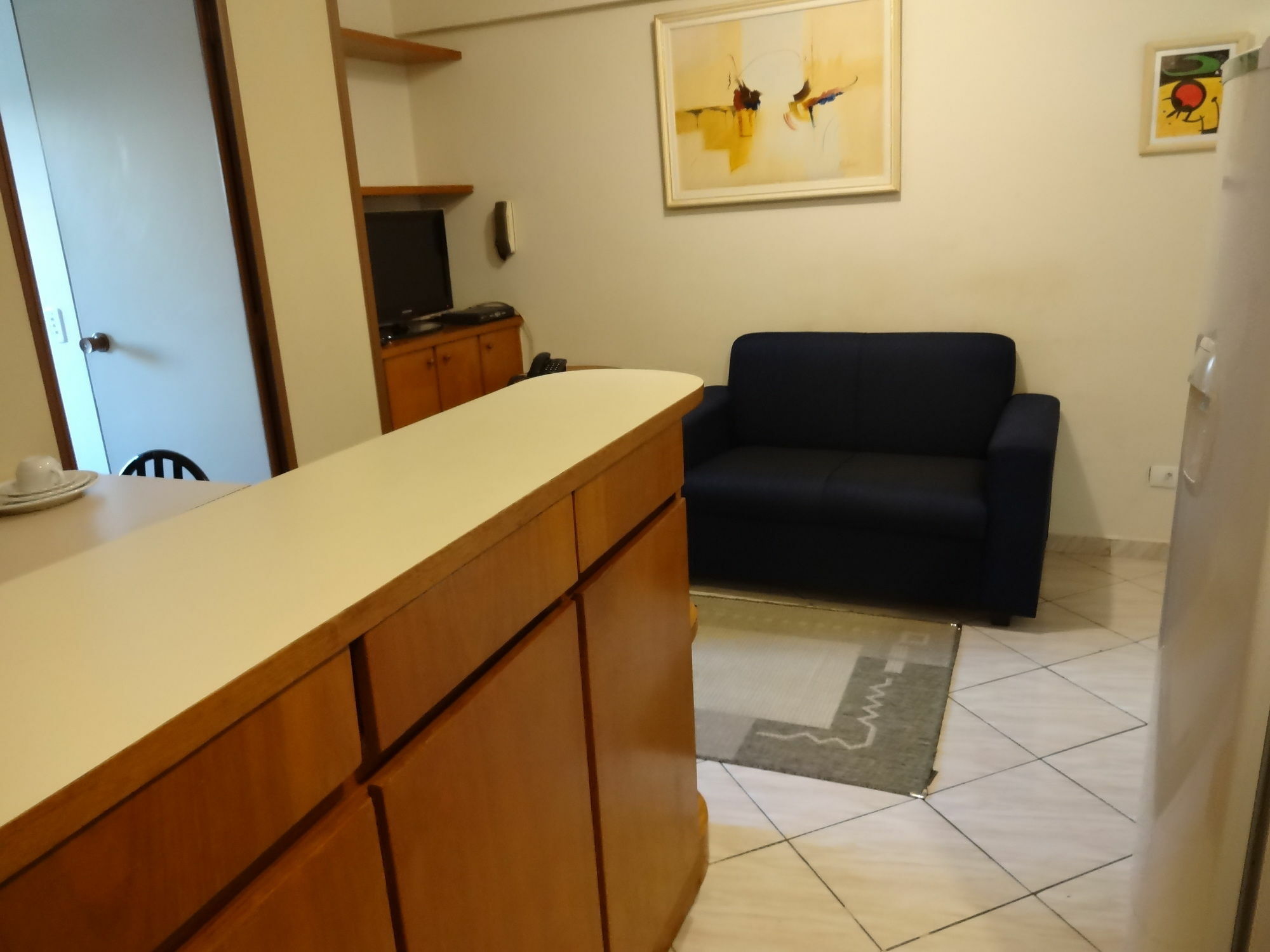 Residencial Geneve Aparthotel 2*