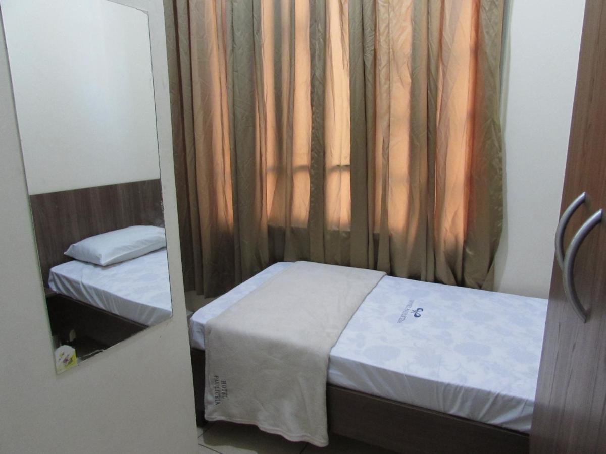 Hotel Pauliceia-santa Ifigenia, Proximo A 25 De Marco, Braz,bom Retiro,sala Sao Paulo, Bovespa, Teatro Municipal Sp,sesc, Avenida Paulista Sao Paulo