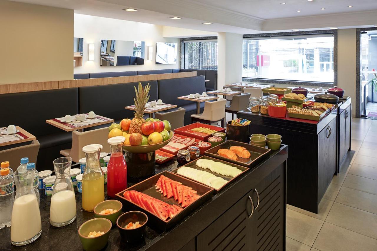 Mercure Pamplona Hotel 4*