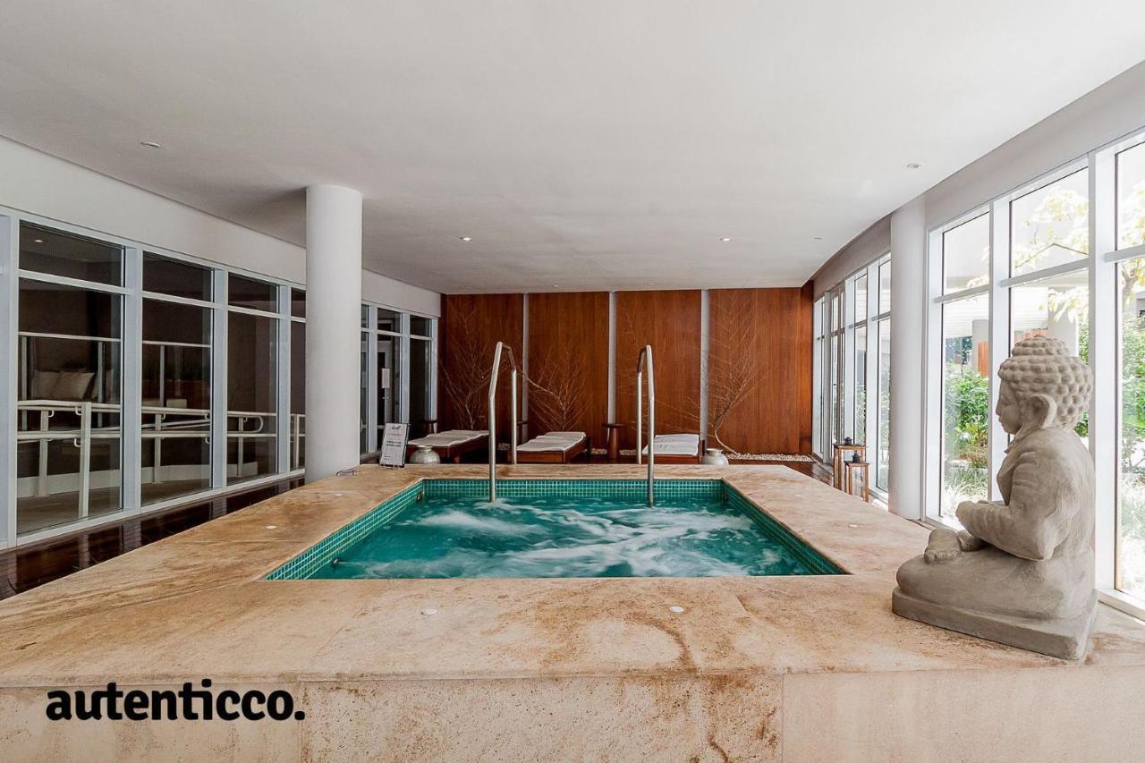 Aparthotel Autenticco - Follow The Eureka Building *