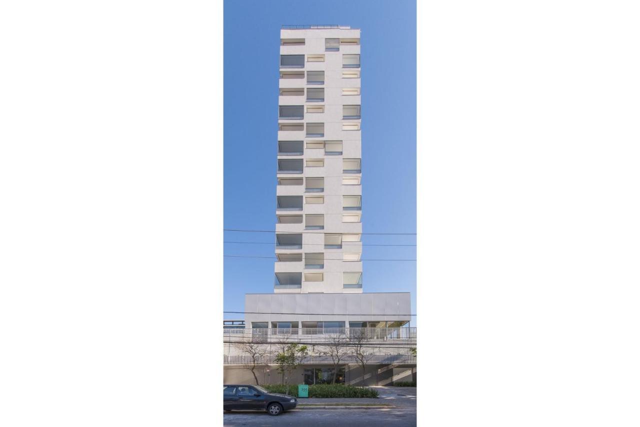 Apartamento VN Ferreira Lobo *