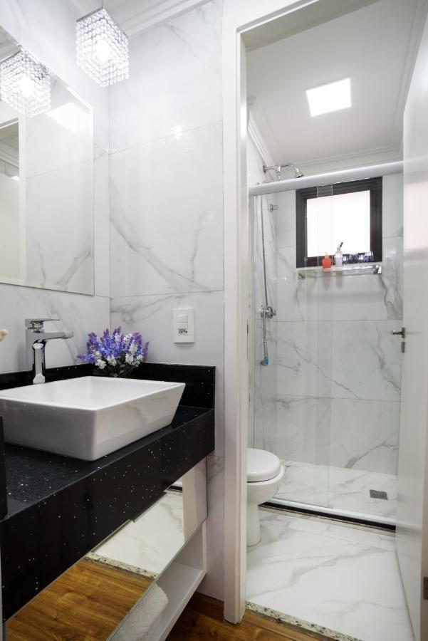 Apartamento Elegancia E Conforto No Centro Com Garagem E Internet 500mb
