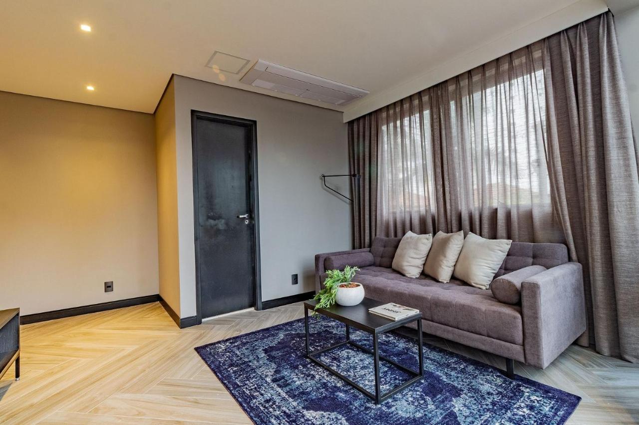 Apartment Housi Bela Cintra
