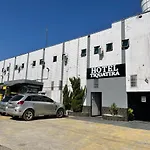 OYO Tiquatira Hotel